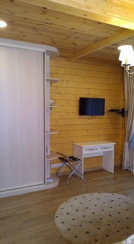 Комплекс Відпочинку Goldfіsh Сlub Guest House Babintsy Phòng bức ảnh